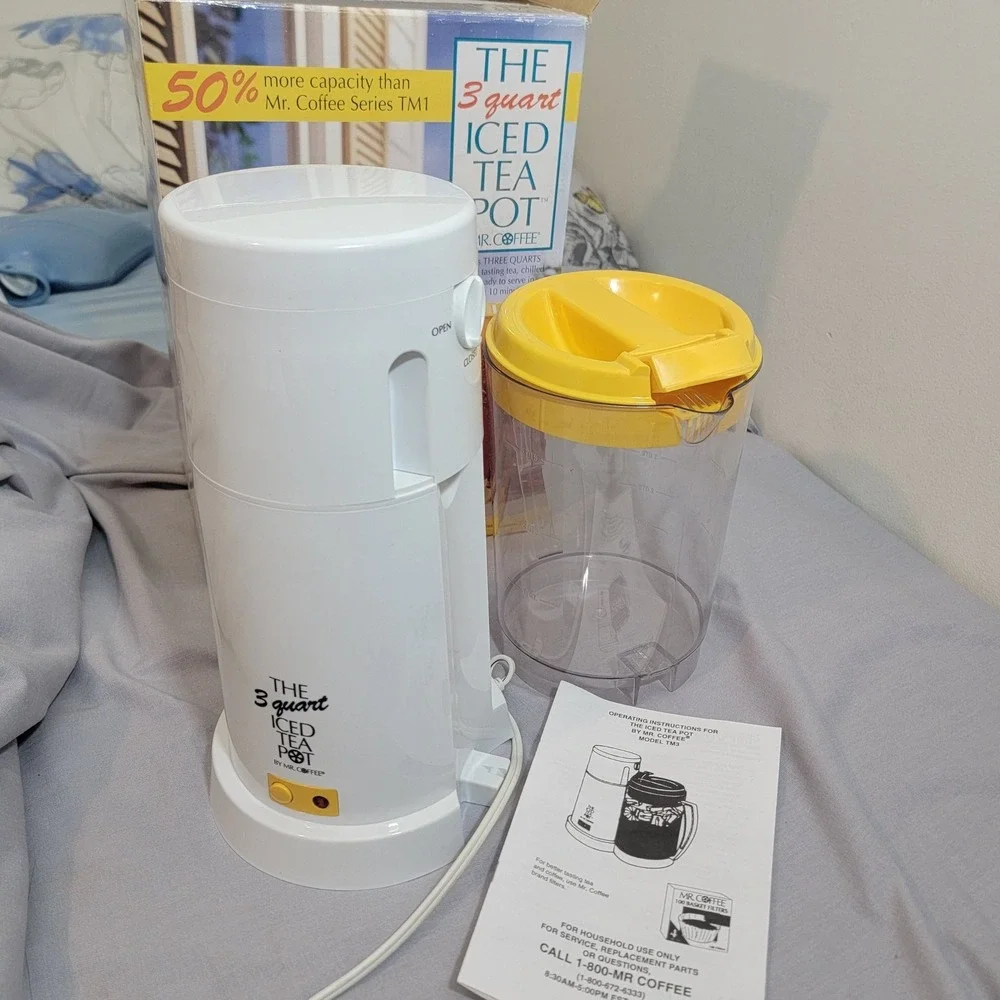 Vintage NEW Mr Coffee TM3 Iced Tea Pot 3 Quart Maker White Yellow 1995 Open Box